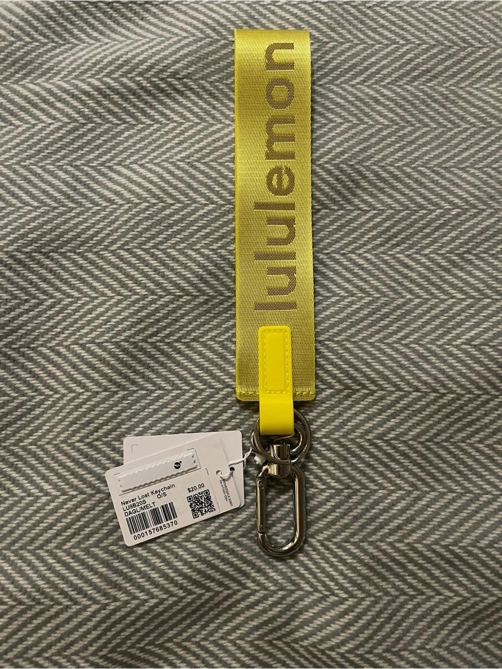 NWT: Sold-Out $20 LULULEMON Never Lost Keychain — Dark Gold, Melrose Tan, Silver - Picture 2 of 6